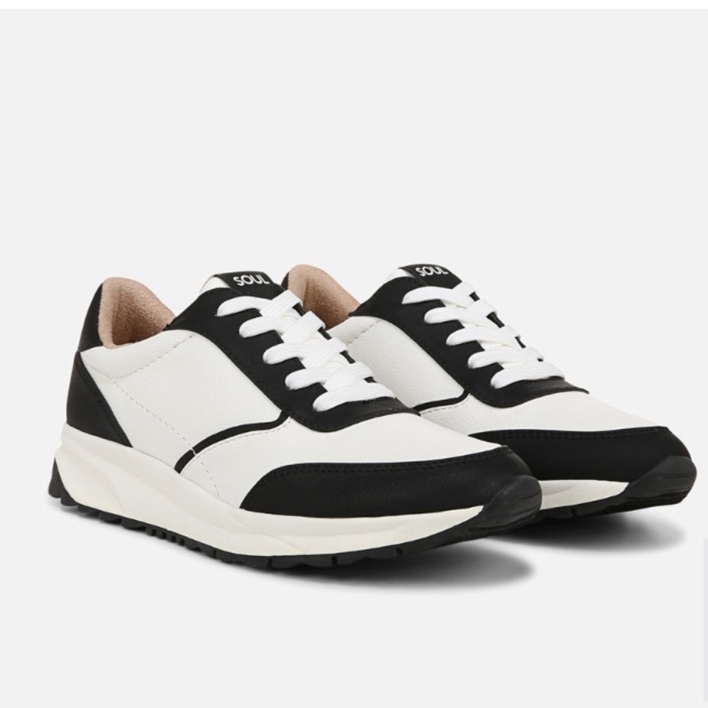 🎁NWT in box Soul Naturalizer Black/White Jackson 7/37 Wide